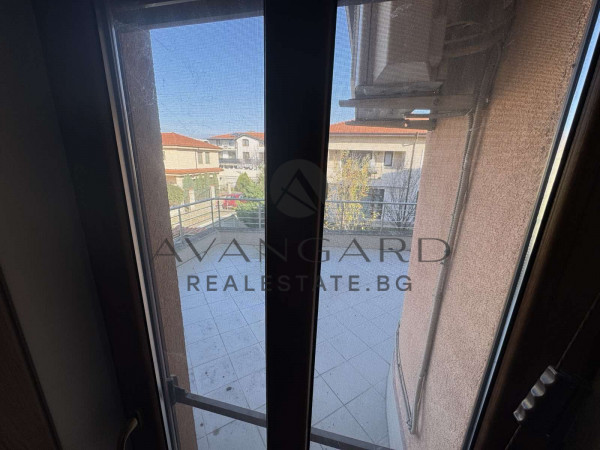 DETACHED LUXURY HOUSE WITH YARD IN OSTROMILA!!!