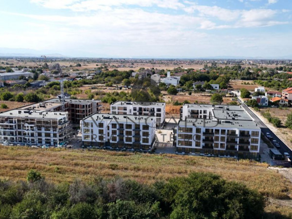 FOUR-ROOM APARTMENT, SQUARE OSTROMILA