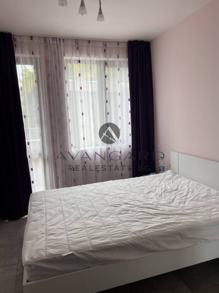 Elected one -bedroom apartment with act 16