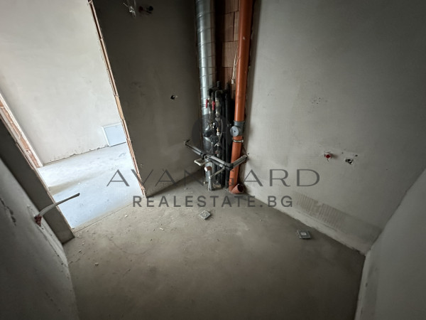Spacious one -bedroom / south exposure / Mall Plovdiv