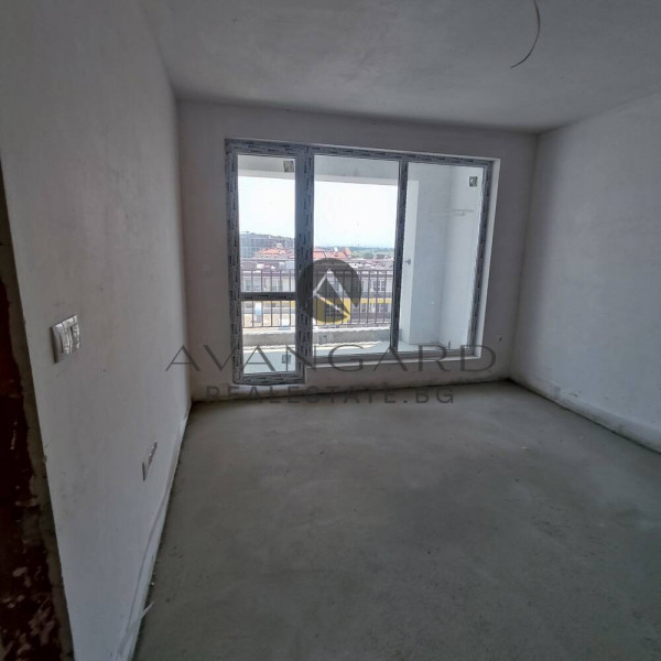 Three-room apartment with ACT 16