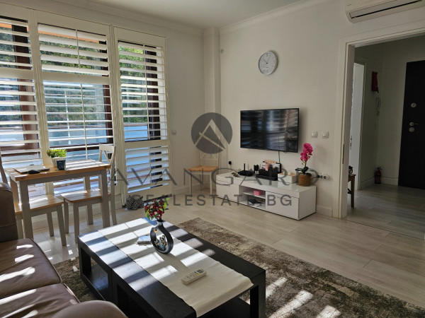 Top location! Center! One bedroom furnished!