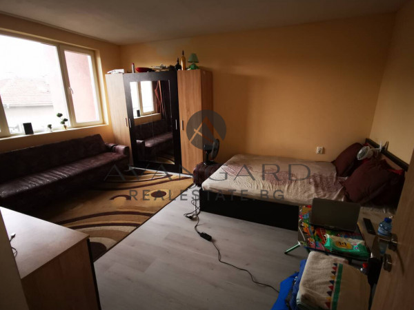 Two bedrooms with garage Kiuchuk Paris