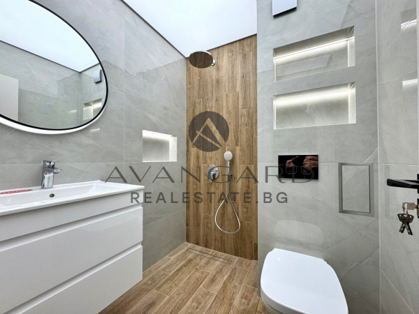 Luxury one -bedroom with act 16