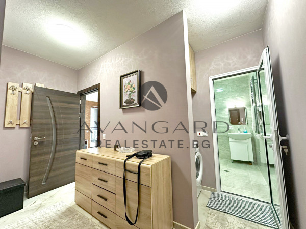 Двустаен Коматевско шосе