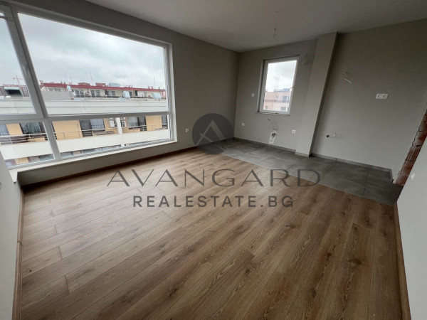 BARGAIN!!! NEW THREE-ROOM SMYRNIAN !!!