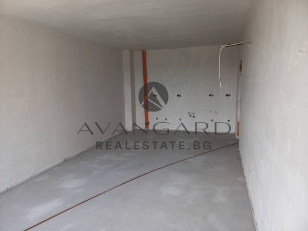 One -bedroom apartment in front of act 16