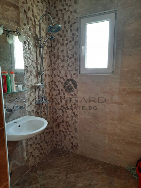 Real square footage! Three separate rooms! Sunrise!