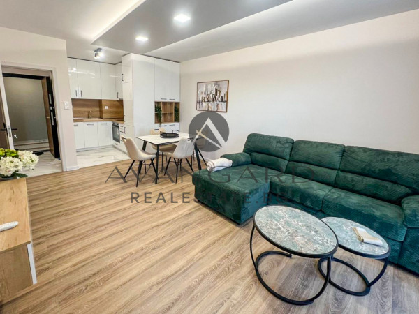 Двустаен обзаведен / Остромила