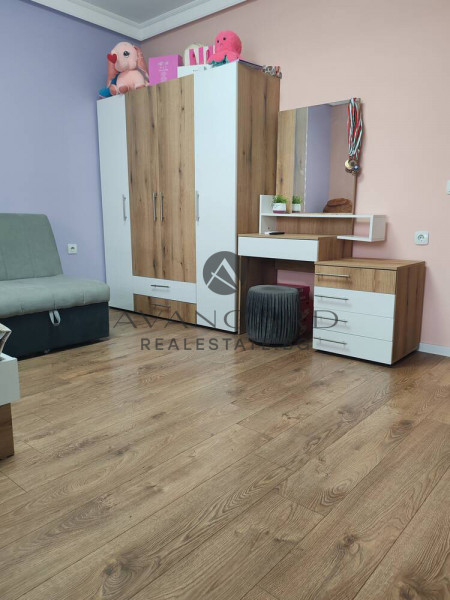 ДВУСТАЕН ОБЗАВЕДЕН/ МАРКОВО