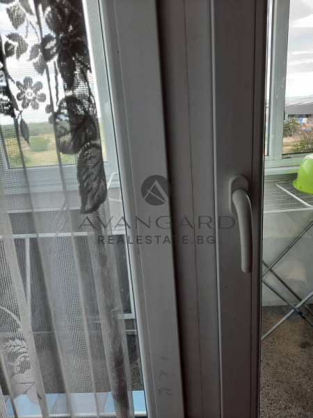 Real square footage! Three separate rooms! Sunrise!