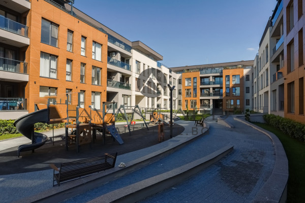 Луксозен двустаен Остромила