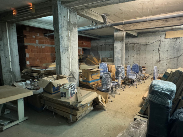 Night Bar / Fitness / Warehouse / Shop