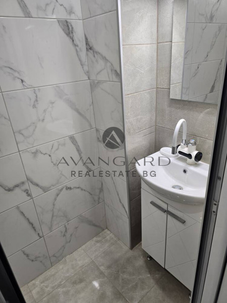 ОБЗАВЕДЕН ОФИС / КЪРШИЯКА