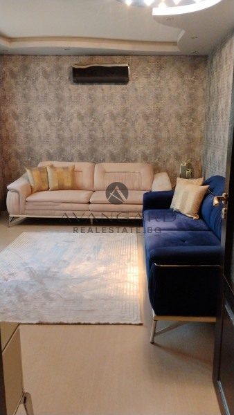 MULTI-ROOM APARTMENT SUNRISE !!! REAL SQUARE !!!