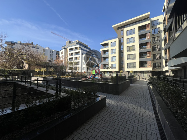 LUXURIOUSLY FURNISHED TWO-ROOM APARTMENT