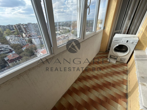 Benefit! Two -bedroom real square footage