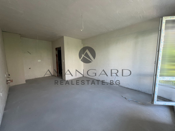 Barred one -bedroom in front of Act 16
