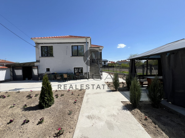 A separate two -storey house in the center of the voivodina