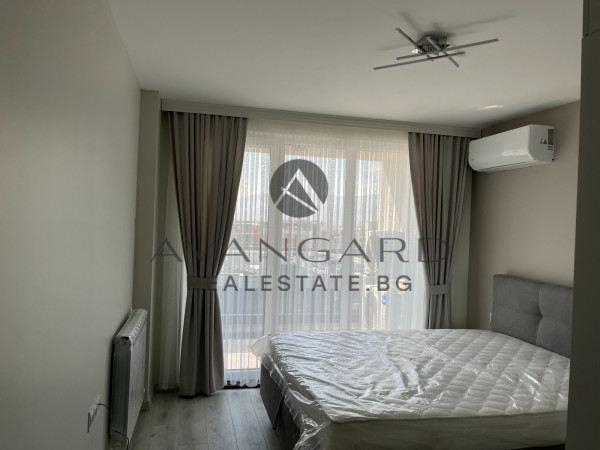 Design one -bedroom apartment / Smirnenski
