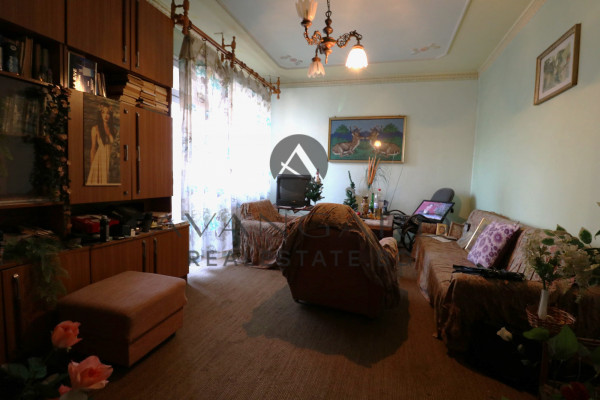 Multi-room THREE BEDROOM SUNRISE