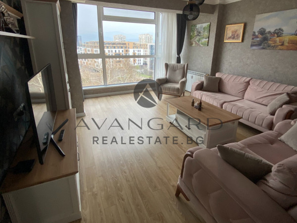 Luxury two -bedroom apartment to Mall Plovdiv