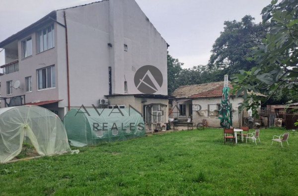 SINGLE-FAMILY HOUSE PROSLAV quarter