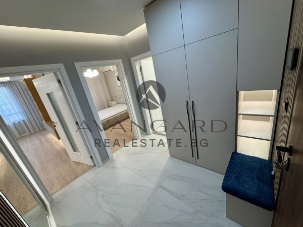 Луксозен двустаен Христо Смирненски