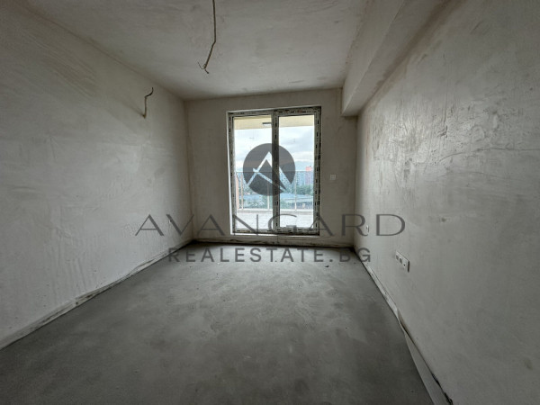 One -bedroom in front of Act16 / Lauta Park