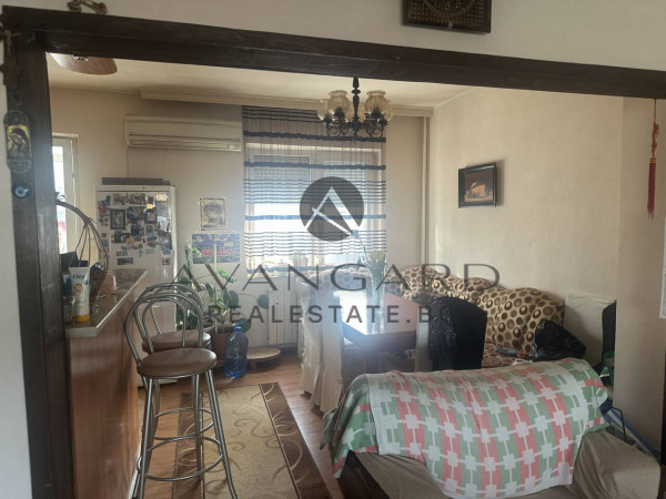 A renovated two -bedroom apartment to Kaufland