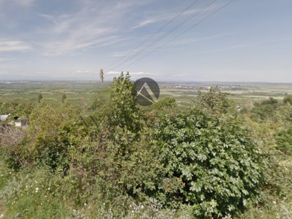 Parcel with panoramic views / brest