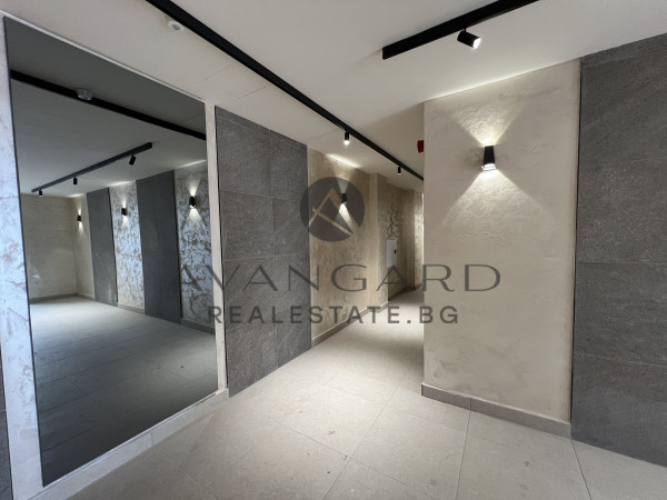 Тристаен апартамент с акт 16 !