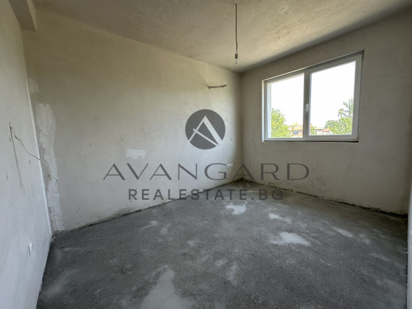 House with yard / act16 / Komatevo