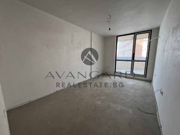 Two -bedroom apartment with act 16