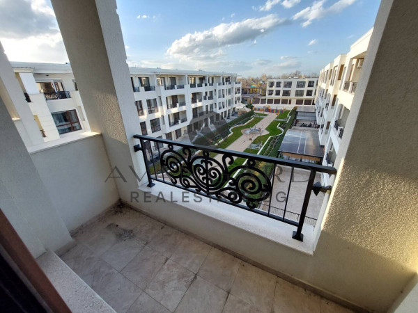 Four-room apartment with GARAGE AND PARKING PLACE ROWING BASE