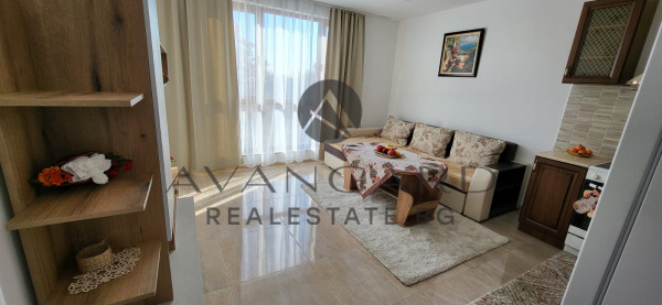 ОБЗАВЕДЕН ДВУСТАЕН!!!