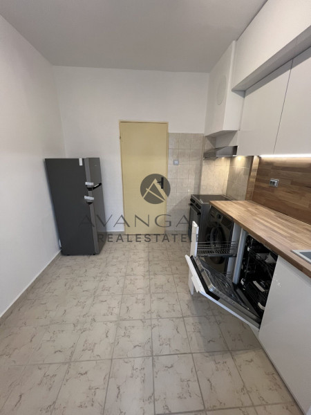 ТРИСТАЕН апартамент с РЕАЛНА КВАДРАТУРА / Автогара Родопи