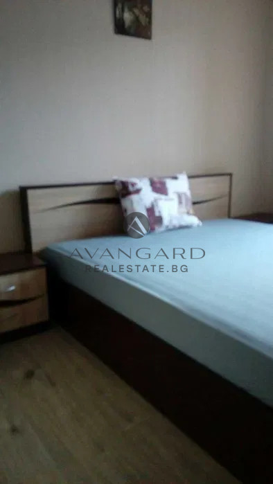 Three -bedroom furnished / Kyuchuk Paris