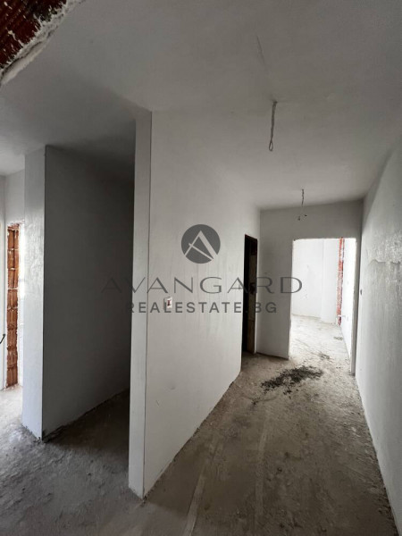 ТРИСТАЕН АПАРТАМЕНТ С АКТ 14 / КЮЧУК ПАРИЖ