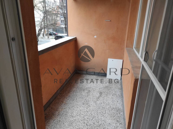 TWO-ROOM FURNISHED APARTMENT PARIS