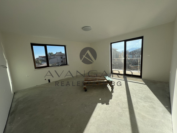 Detached two-story house with deed 16 in Krumovo