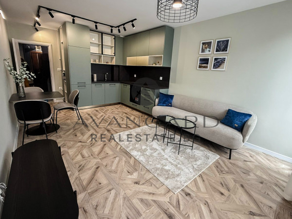 ЛУКСОЗЕН ДВУСТАЕН ОБЗАВЕДЕН! ТРАКИЯ!