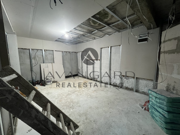 TWO STORY HOUSE ON SUPERCENTER NEAR TRAP