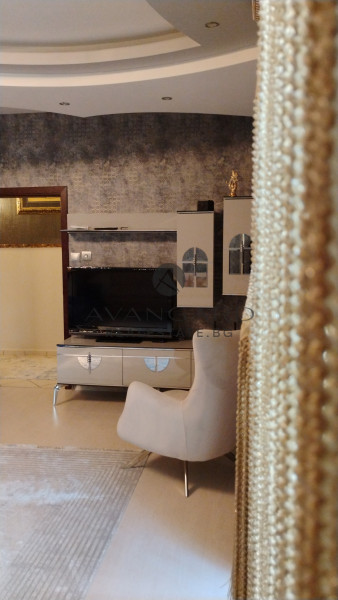 MULTI-ROOM APARTMENT SUNRISE !!! REAL SQUARE !!!