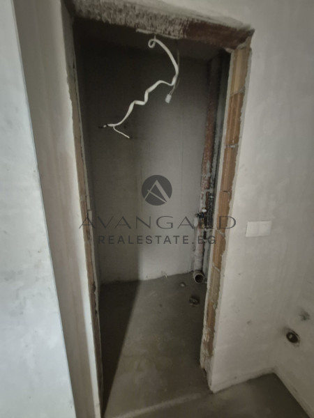 ТРИСТАЕН с АКТ 16 В СТАРИЯ ГРАД