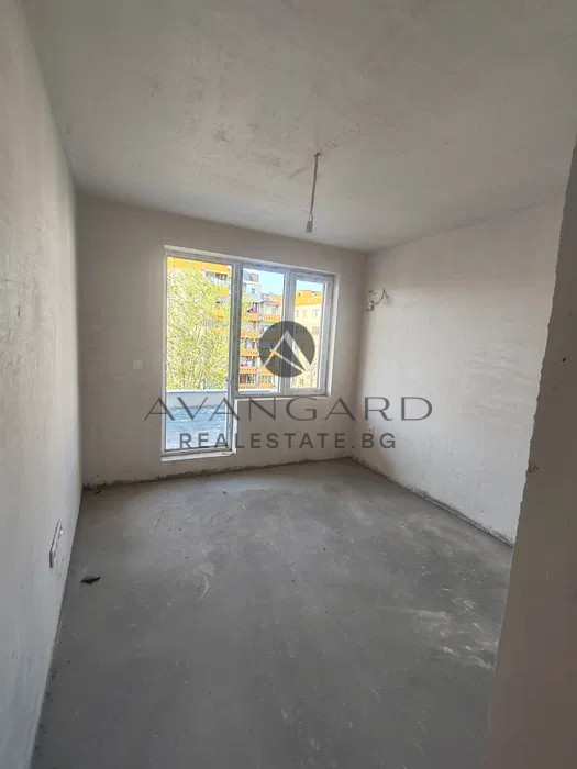 THREE-ROOM APARTMENT IN FRONT OF ACT 16