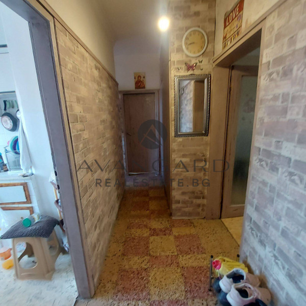 Two -bedroom apartment