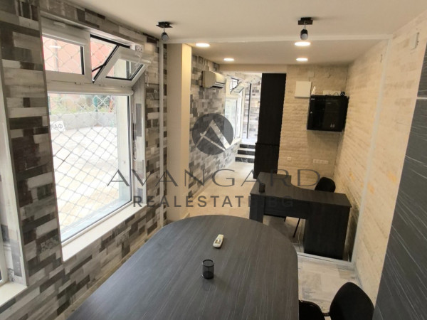 ОФИС / ВОДНАТА ПАЛАТА