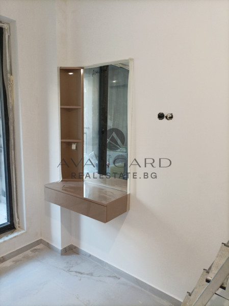 TWO-ROOM FURNISHED APARTMENT! THRACIA!