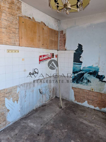 РЕАЛНА КВАДРАТУРА !!! ДВУСТАЕН АПАРТАМЕНТ !!! ПРЕСПИТЕ !!!